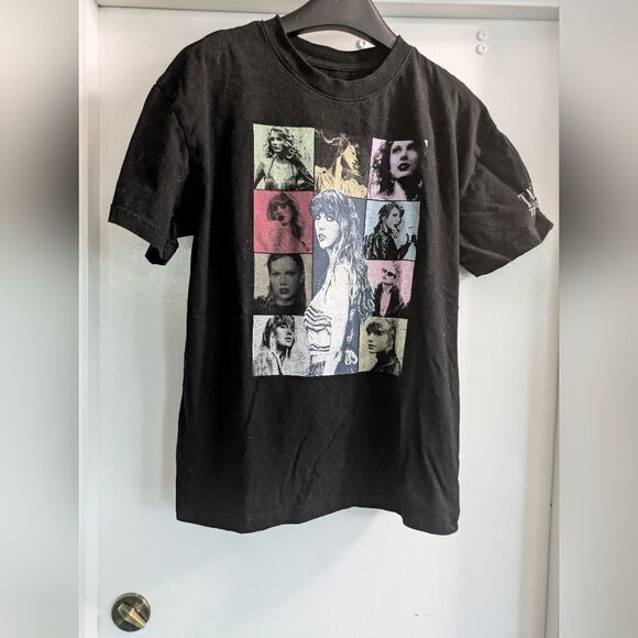 Taylor Swift Eras Tour T-shirt - Picture 1 of 5